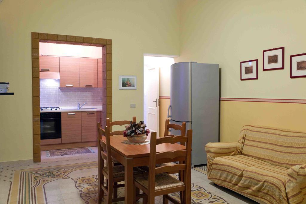 Casa Vacanza Albamarina Trapani Chambre photo